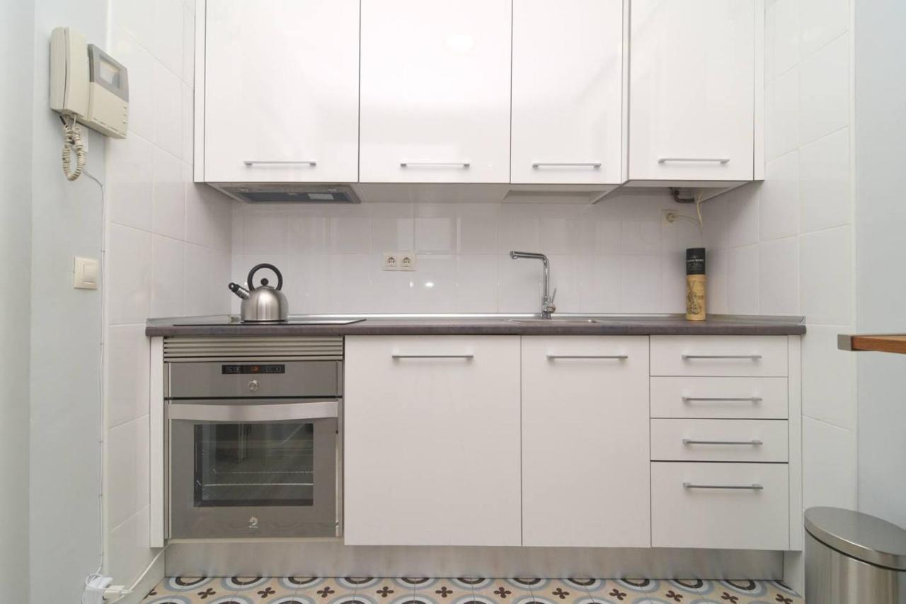 Bright Apartment In La Latina By Batuecas Мадрид Екстериор снимка