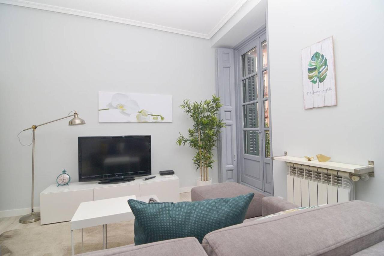 Bright Apartment In La Latina By Batuecas Мадрид Екстериор снимка